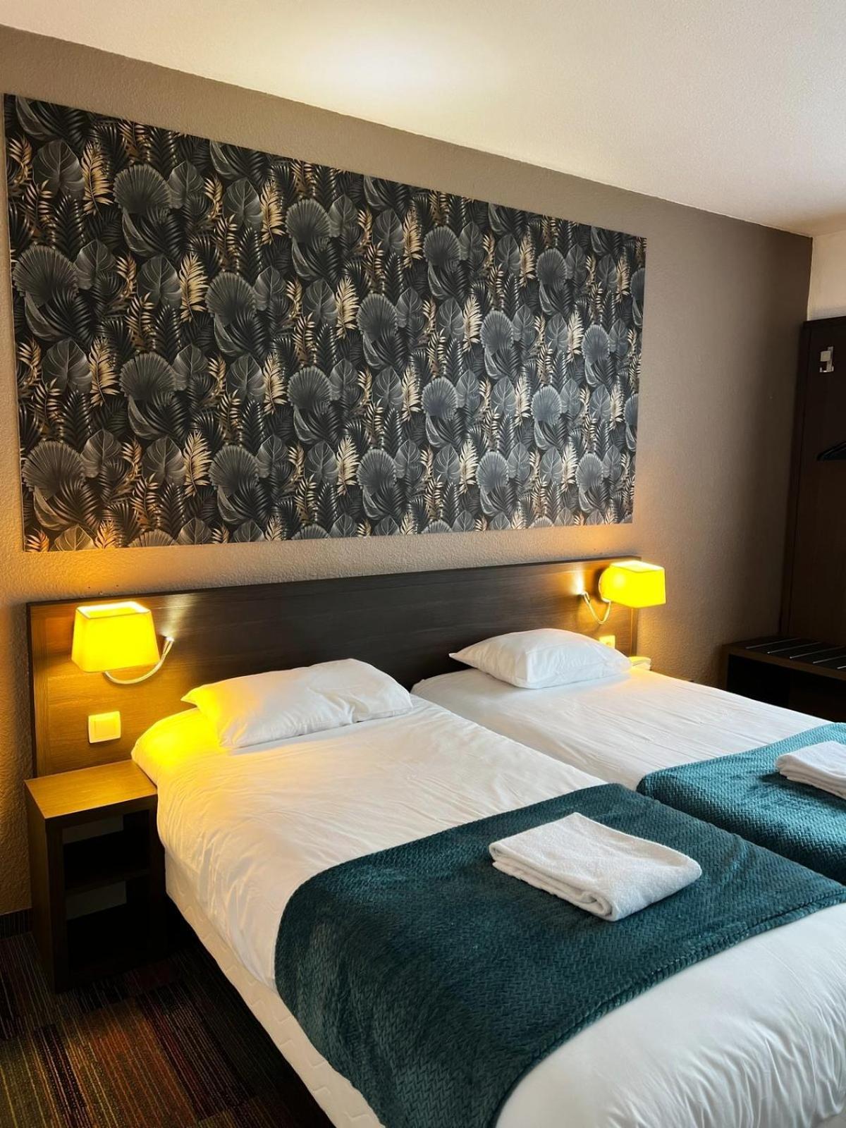 Brit Hotel Confort Gien Exterior foto