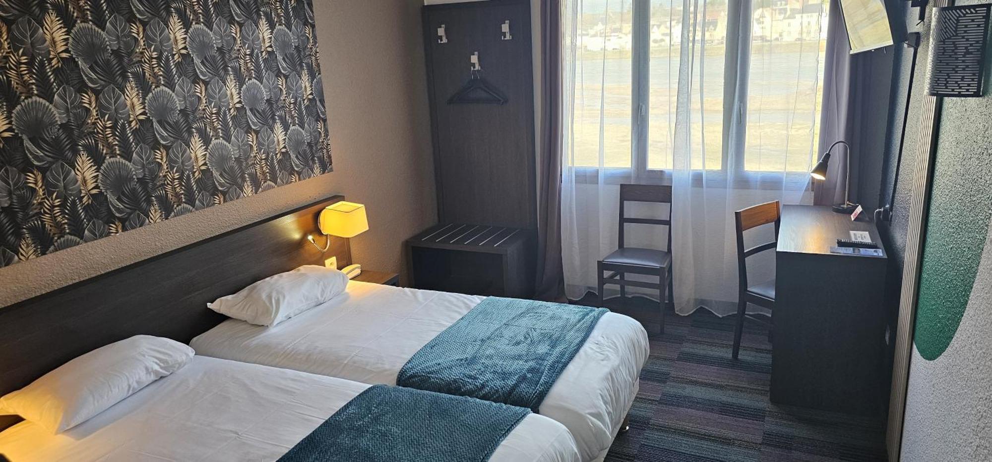 Brit Hotel Confort Gien Exterior foto